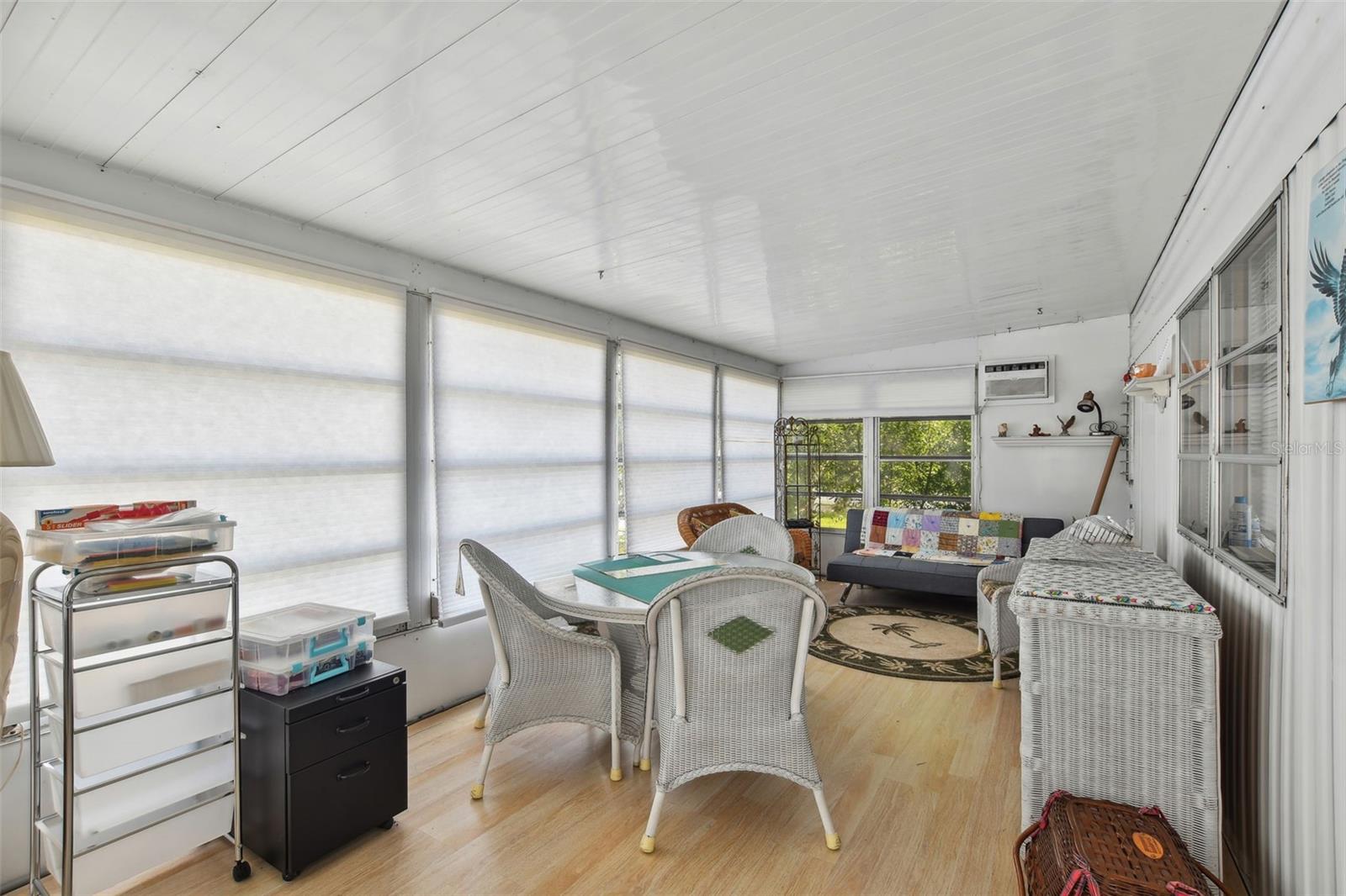 POINTE WEST RESIDENT OWNED COMMUNITY INC - Residential Lease