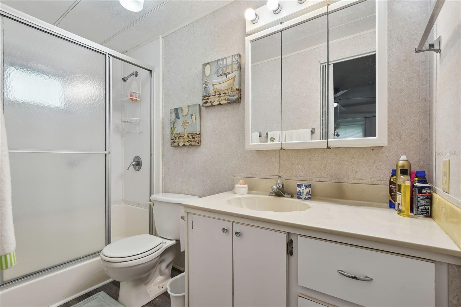 POINTE WEST RESIDENT OWNED COMMUNITY INC - Residential Lease