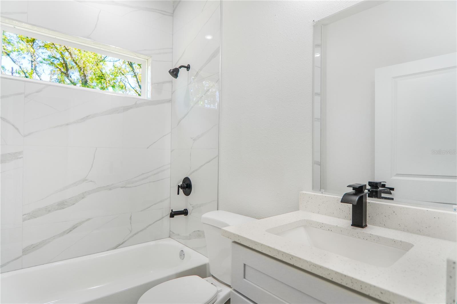 MARION OAKS UN 9 - Residential