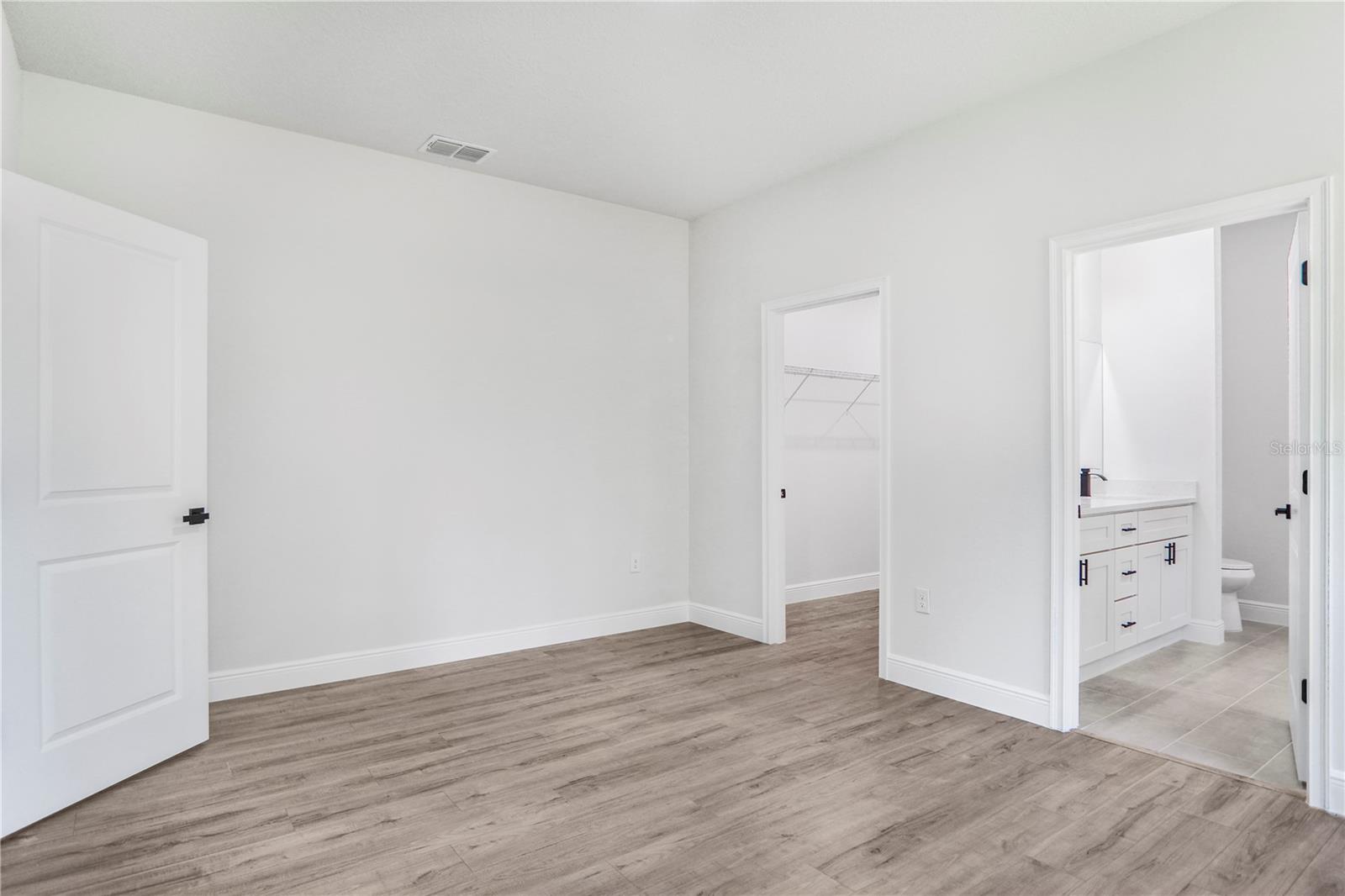 MARION OAKS UN 9 - Residential