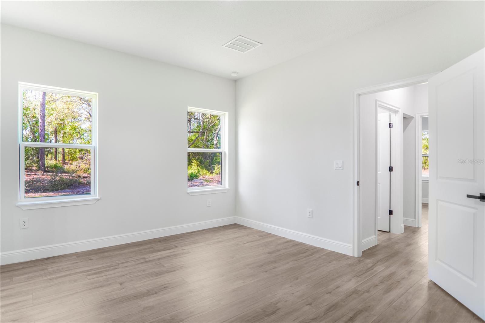 MARION OAKS UN 9 - Residential