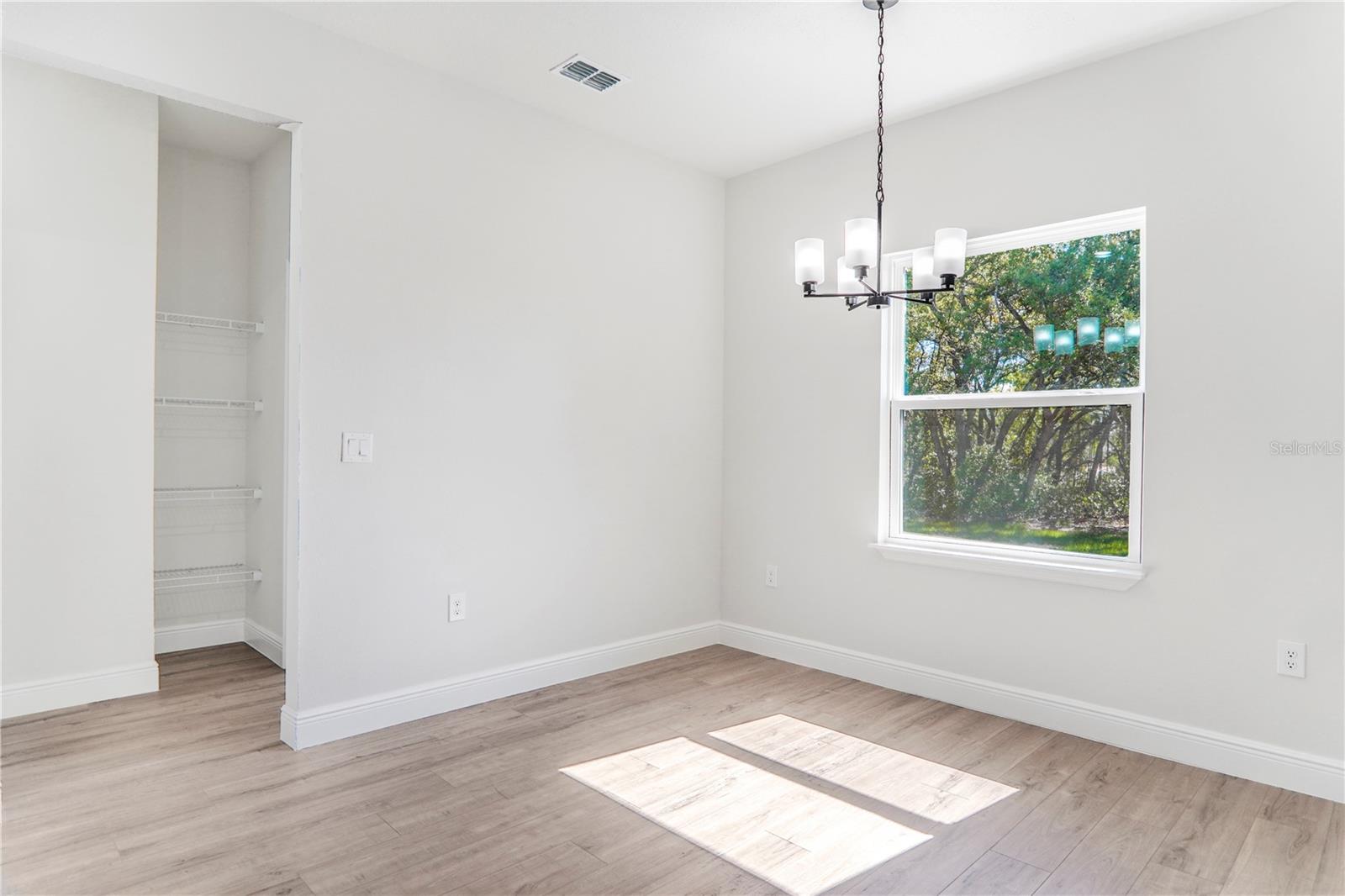 MARION OAKS UN 9 - Residential