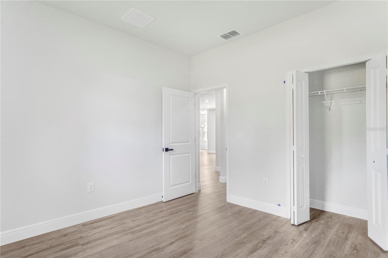 MARION OAKS UN 9 - Residential