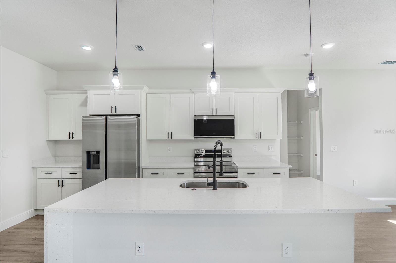 MARION OAKS UN 9 - Residential