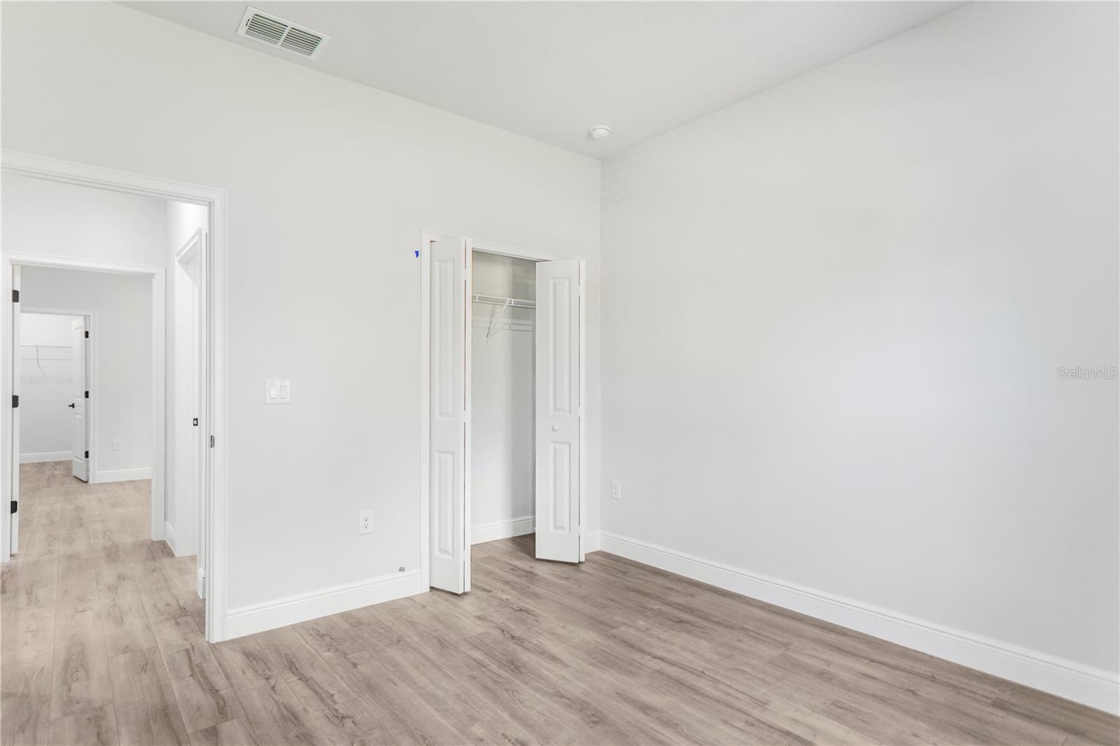 MARION OAKS UN 9 - Residential