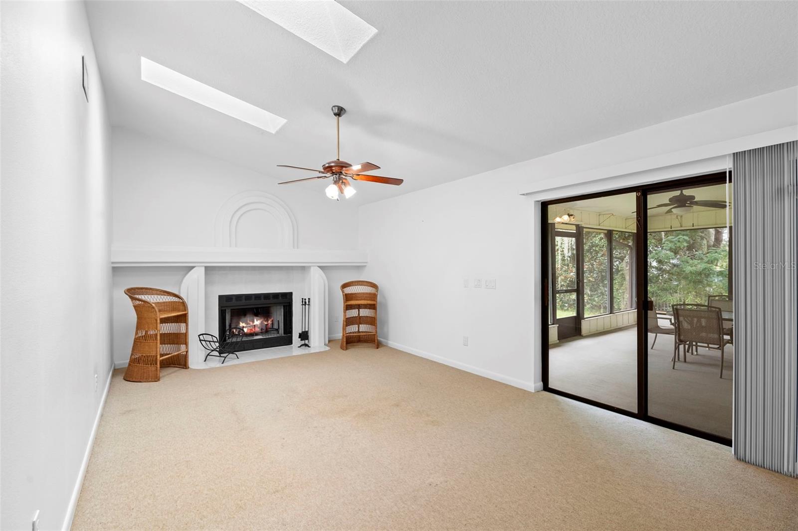 HOLLY ACRES REP - Residential