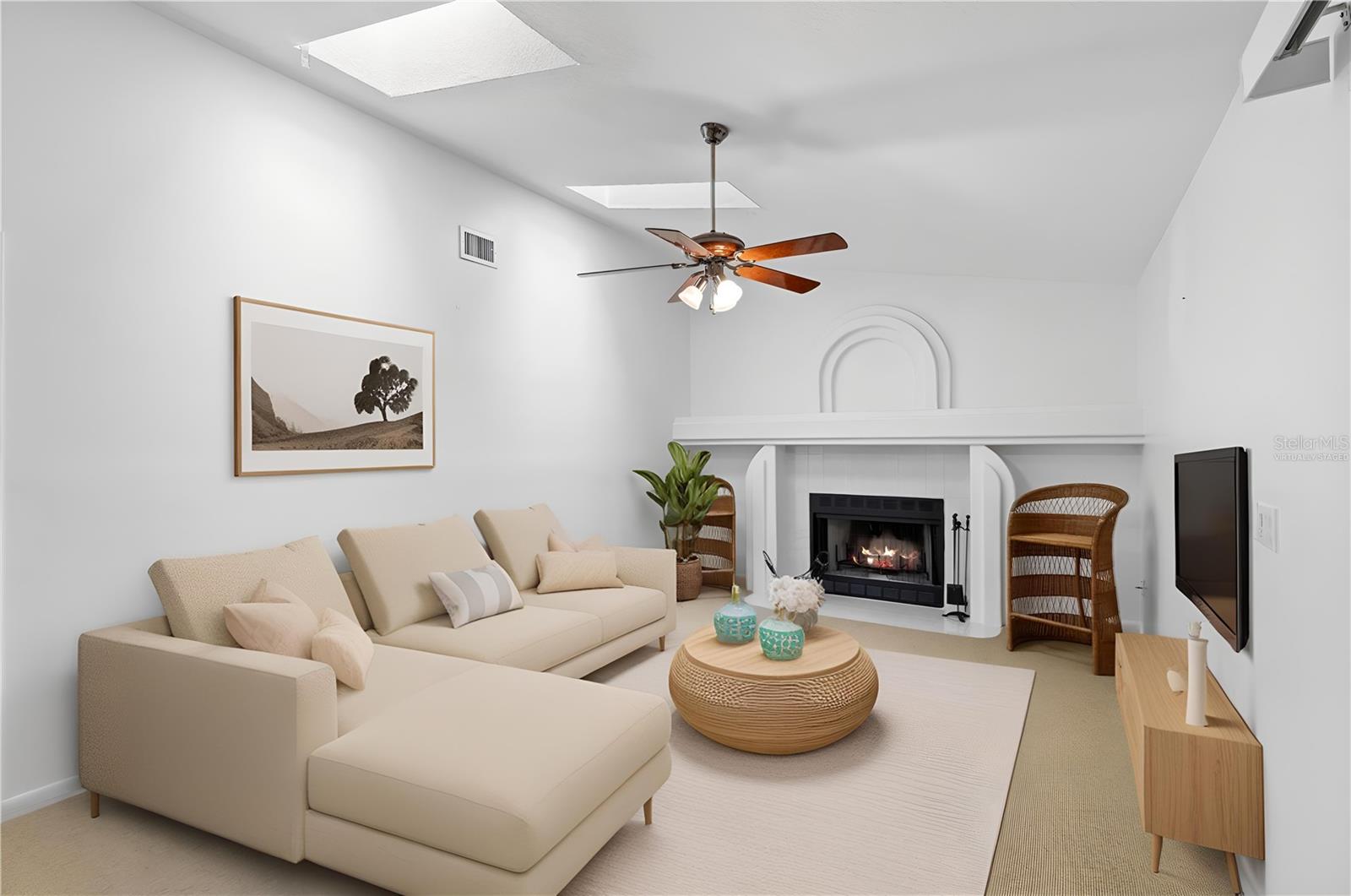 HOLLY ACRES REP - Residential