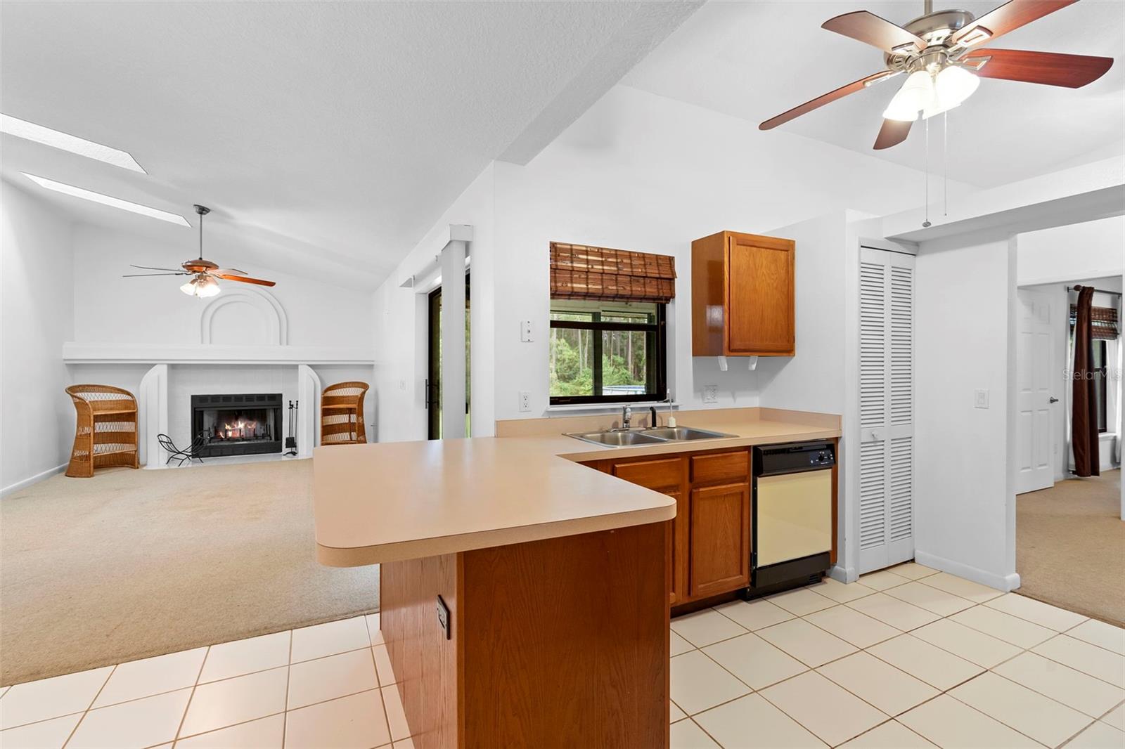 HOLLY ACRES REP - Residential