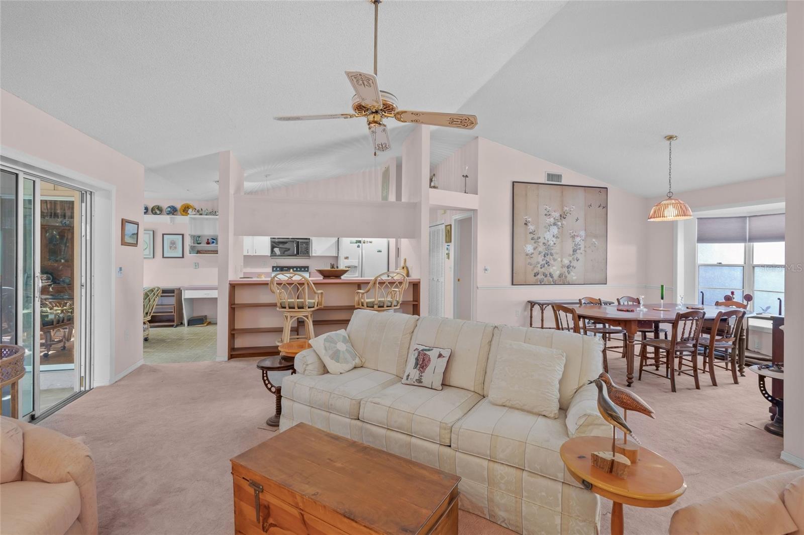 COLONIAL OAKS - Residential