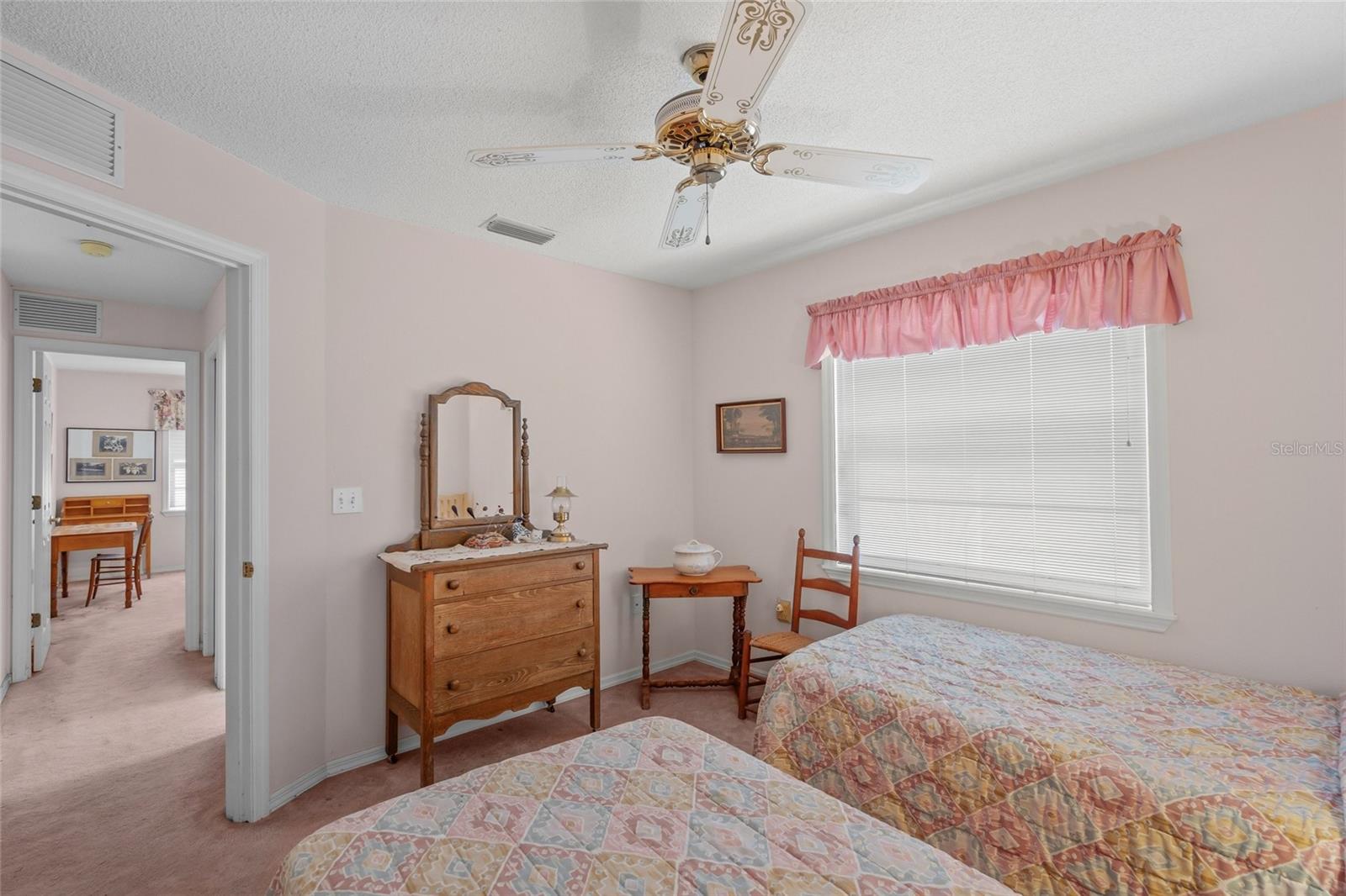 COLONIAL OAKS - Residential