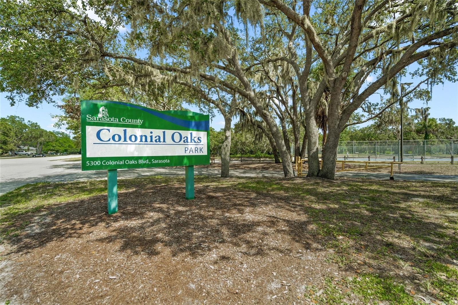 COLONIAL OAKS - Residential