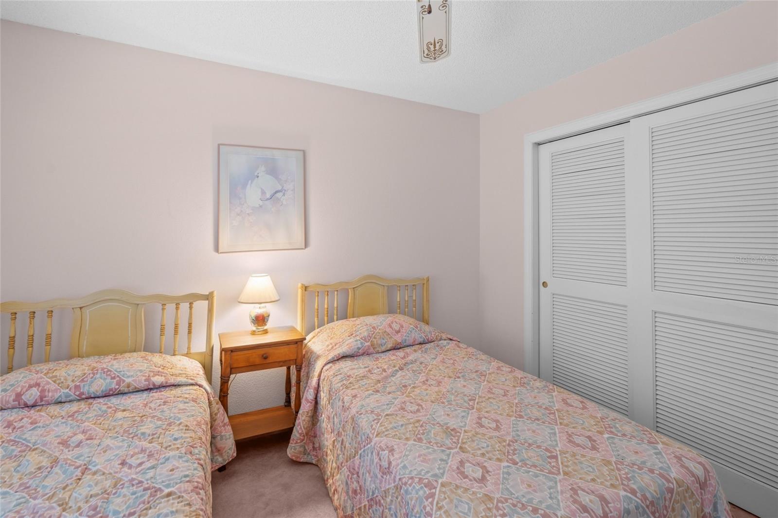 COLONIAL OAKS - Residential