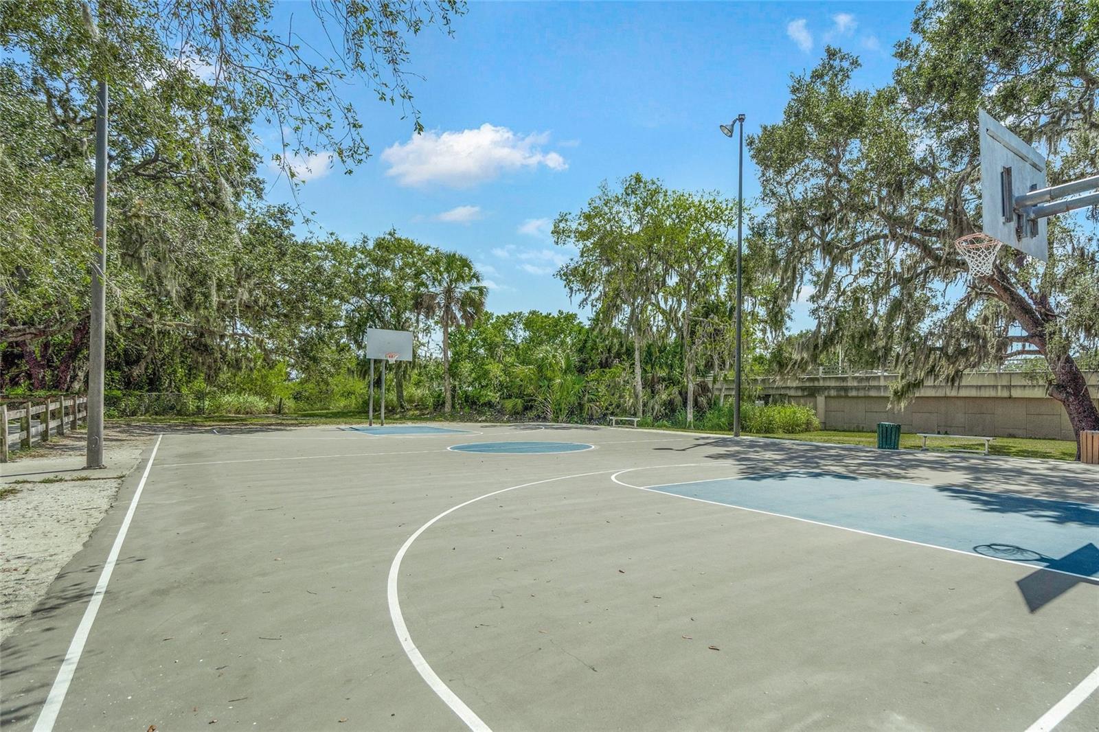 COLONIAL OAKS - Residential