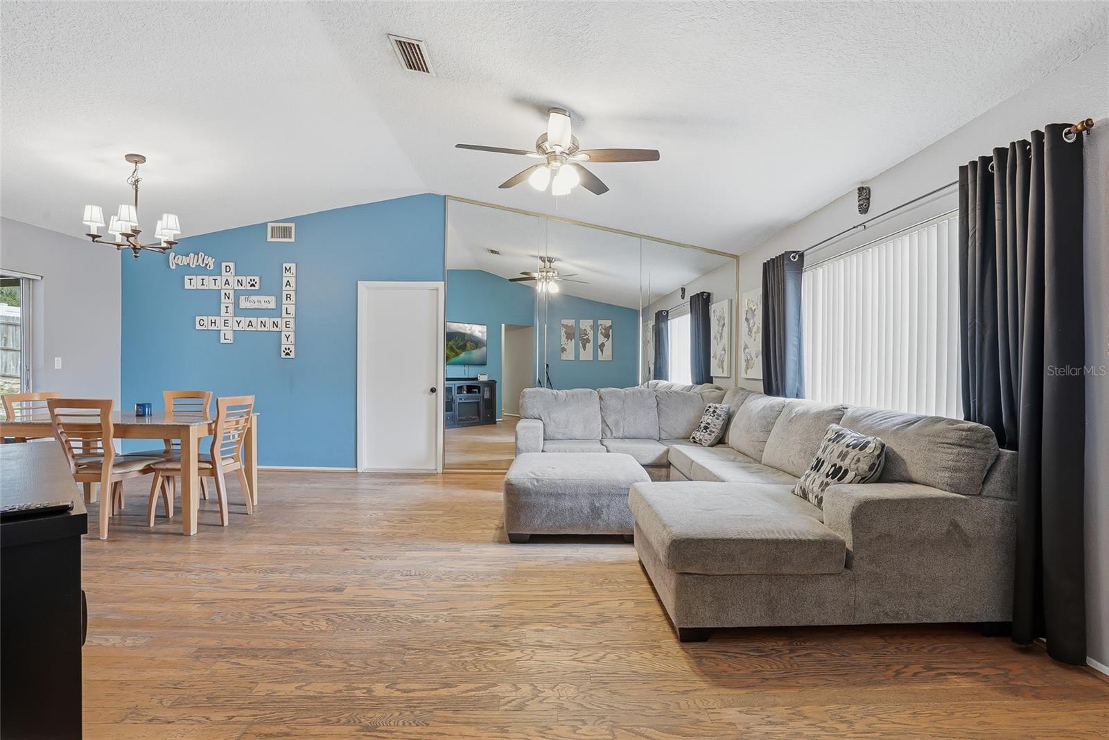 SPRING HILL - Residential