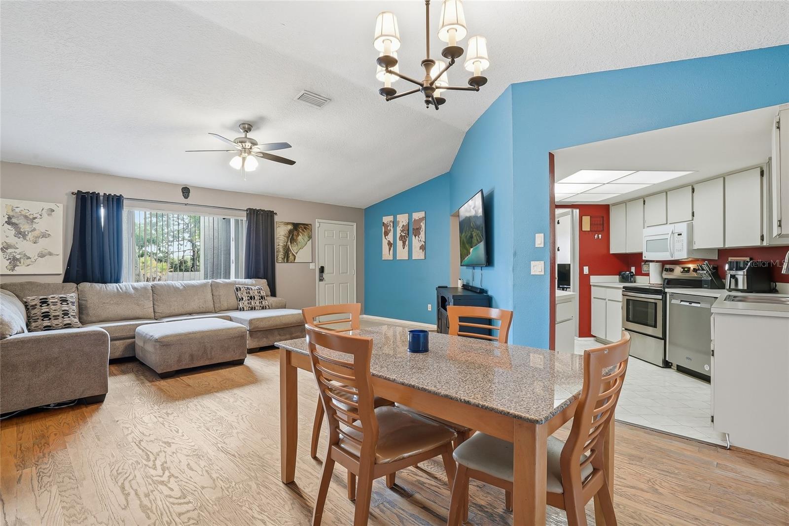 SPRING HILL - Residential