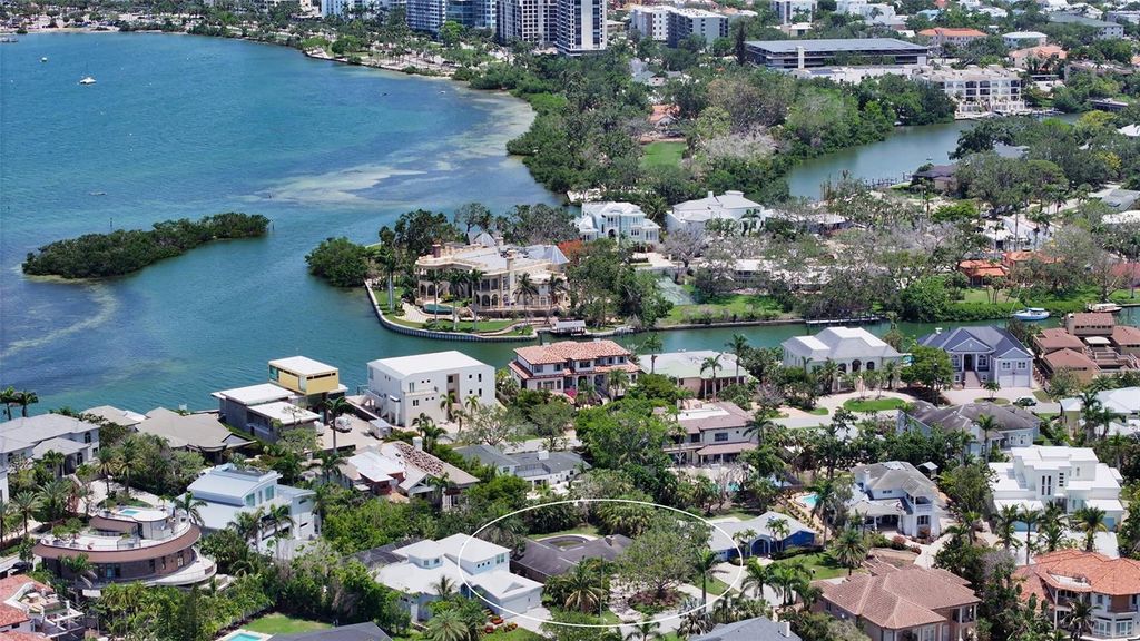 Photo of 1387 Harbor Drive, Sarasota, FL 34239 (MLS # A4653738)