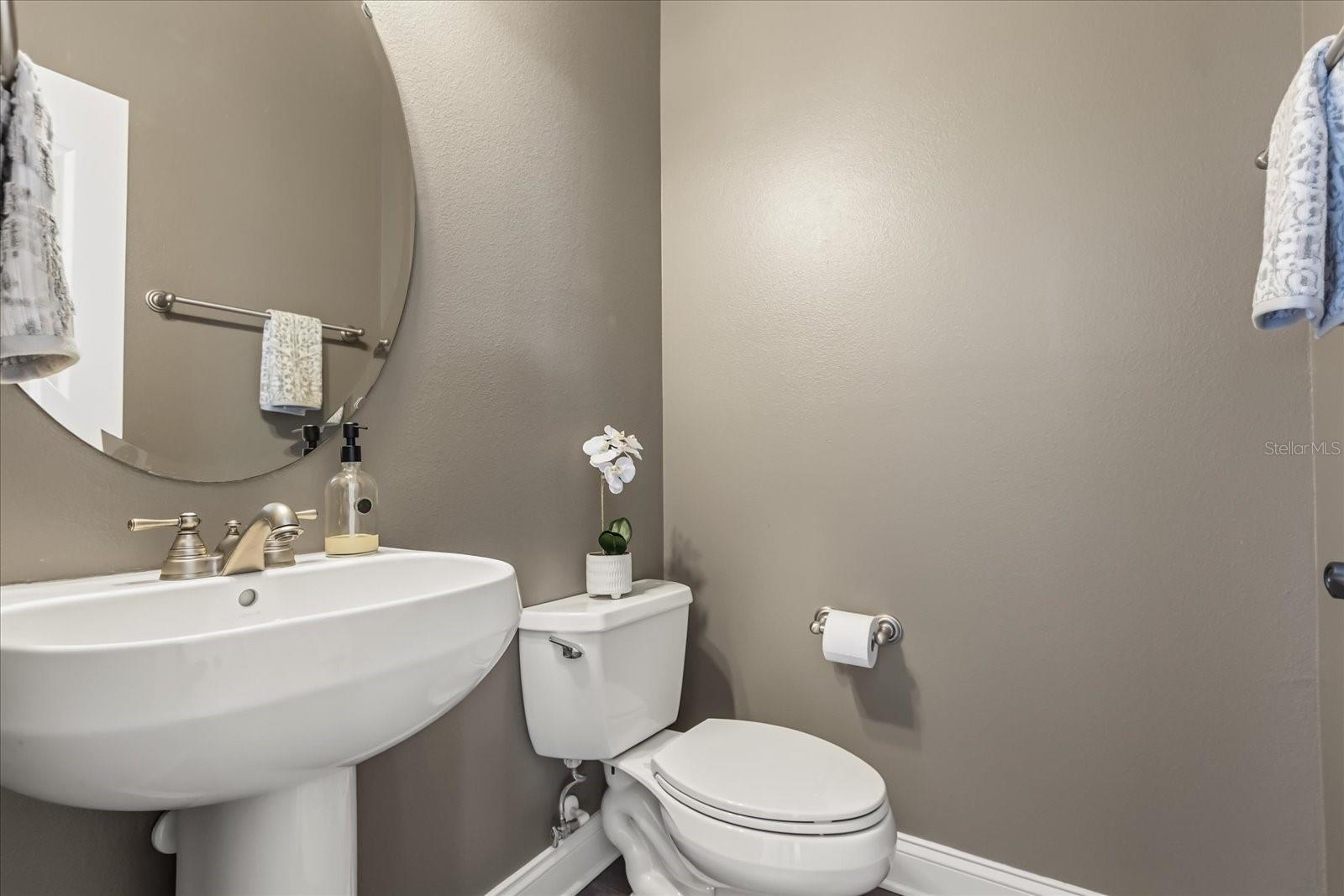 HEATHROW COUNTRY ESTATE - Residential