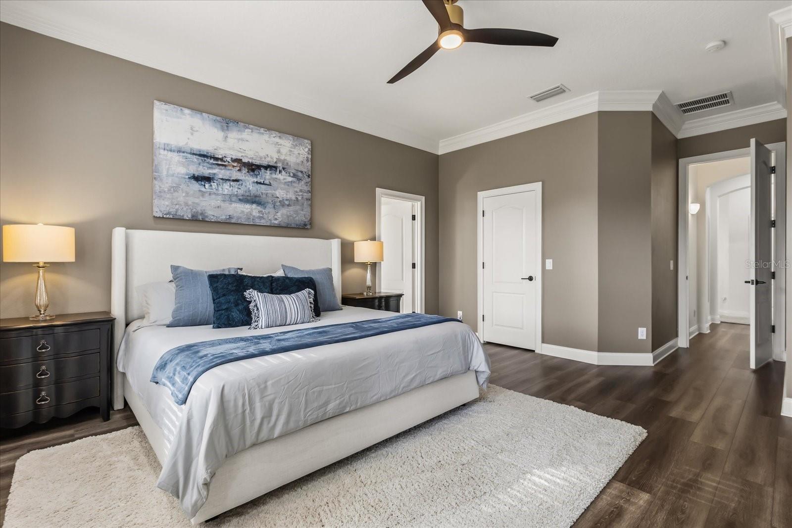 HEATHROW COUNTRY ESTATE - Residential