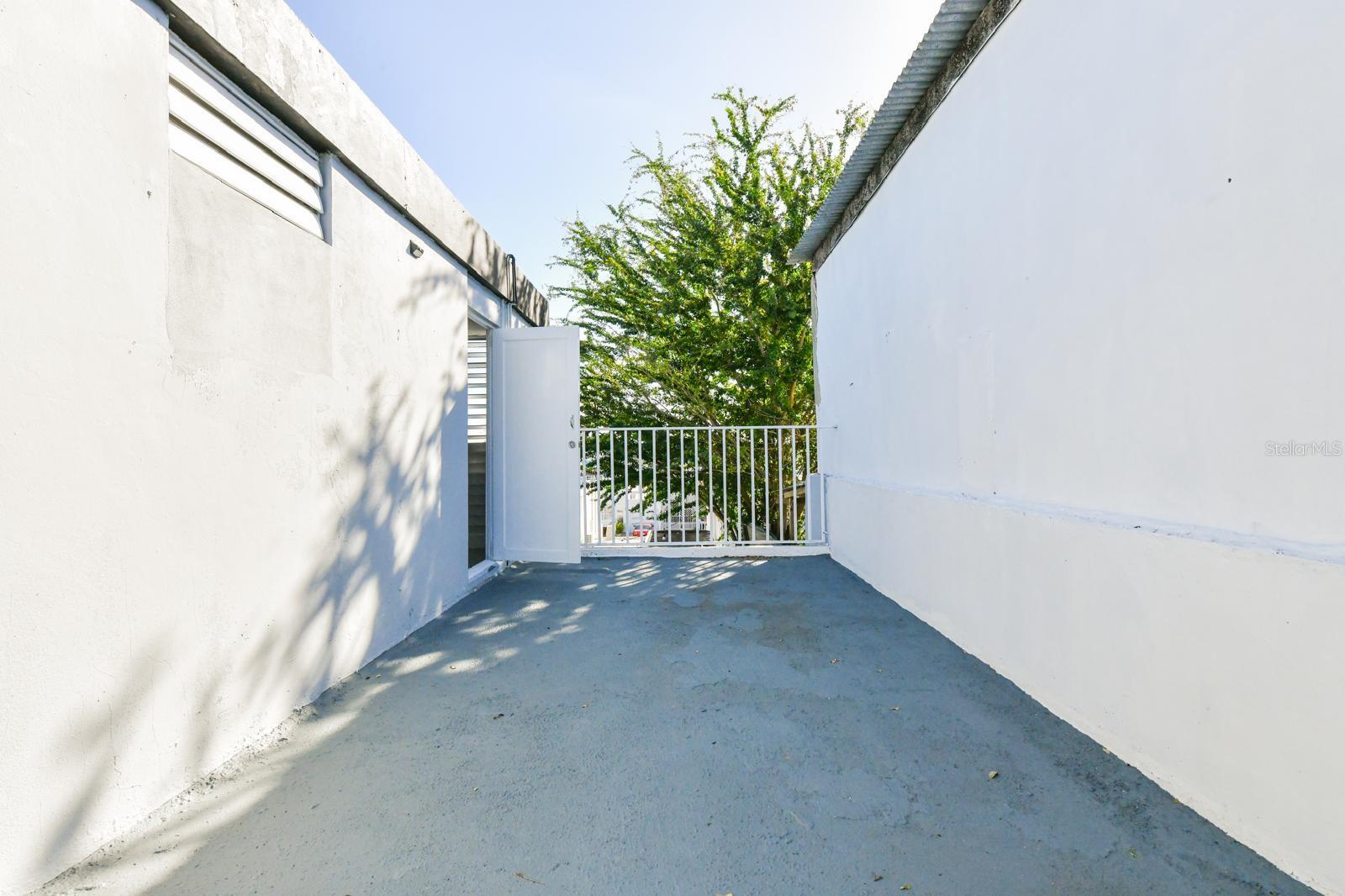 SIERRA BAYAMON - Residential