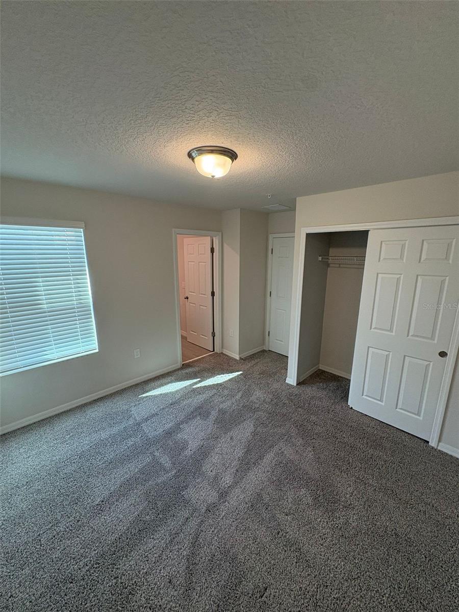 PRAIRIE MEADOWS - Residential Lease