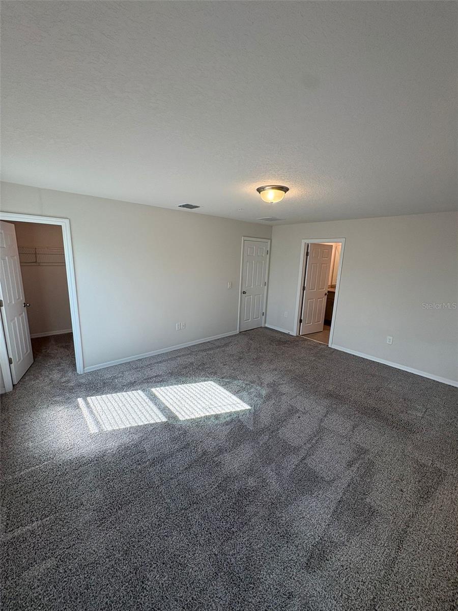 PRAIRIE MEADOWS - Residential Lease