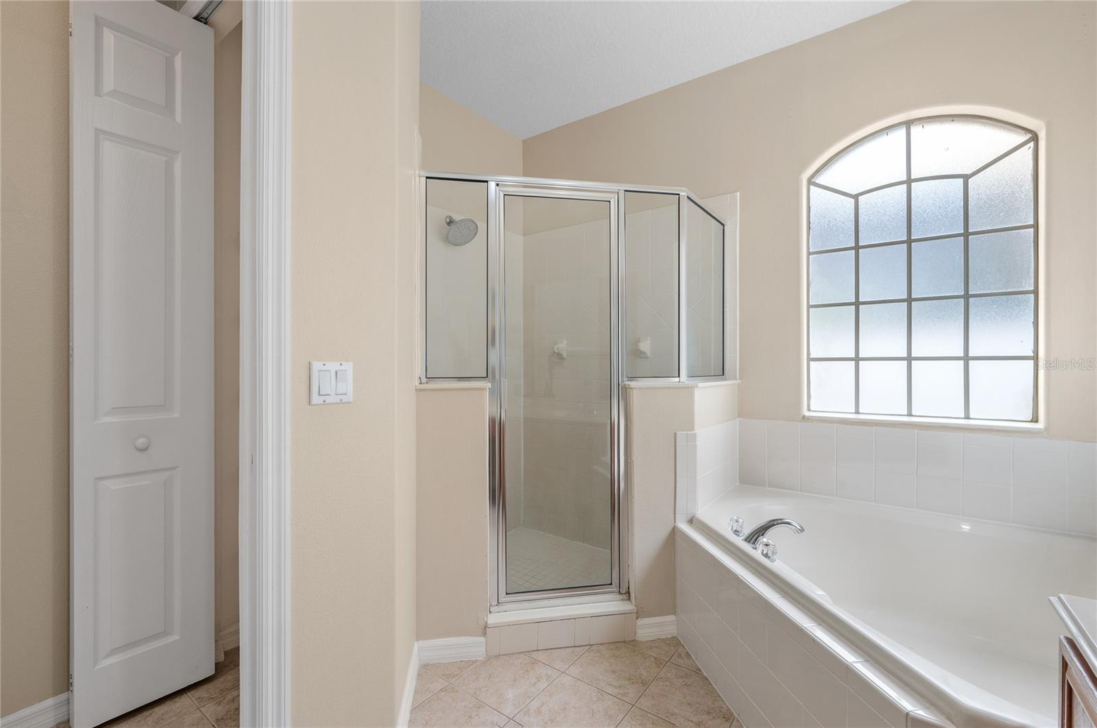 FIELDSTONE ESTATES - Residential