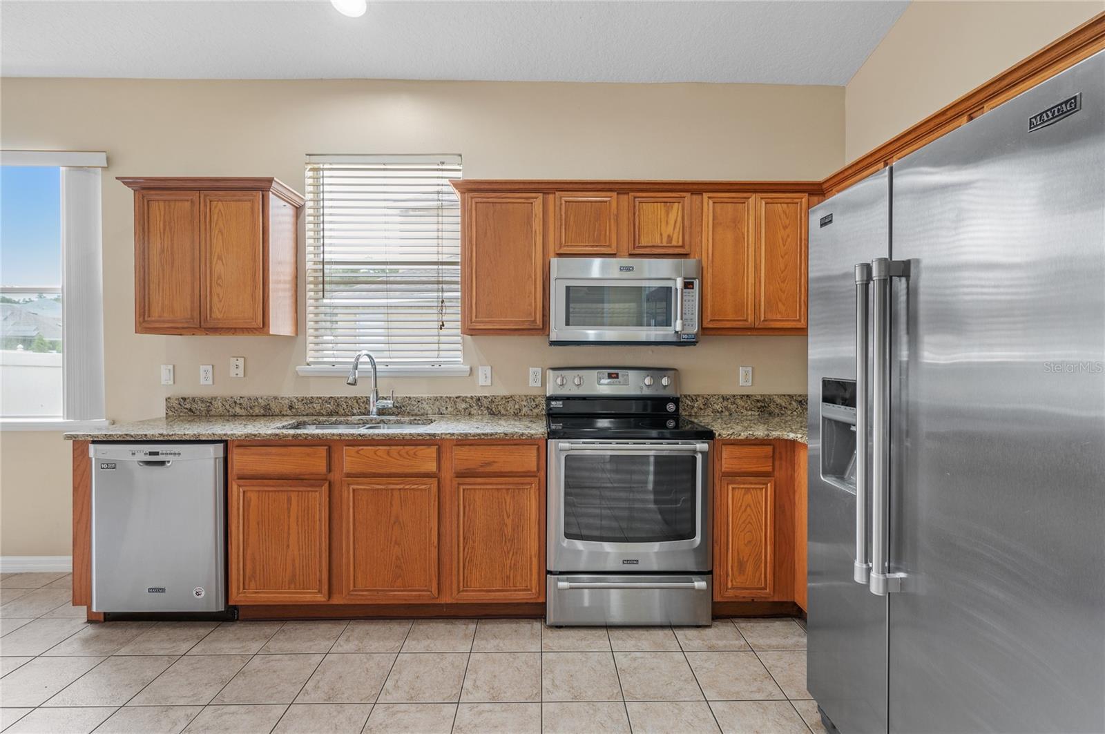 FIELDSTONE ESTATES - Residential