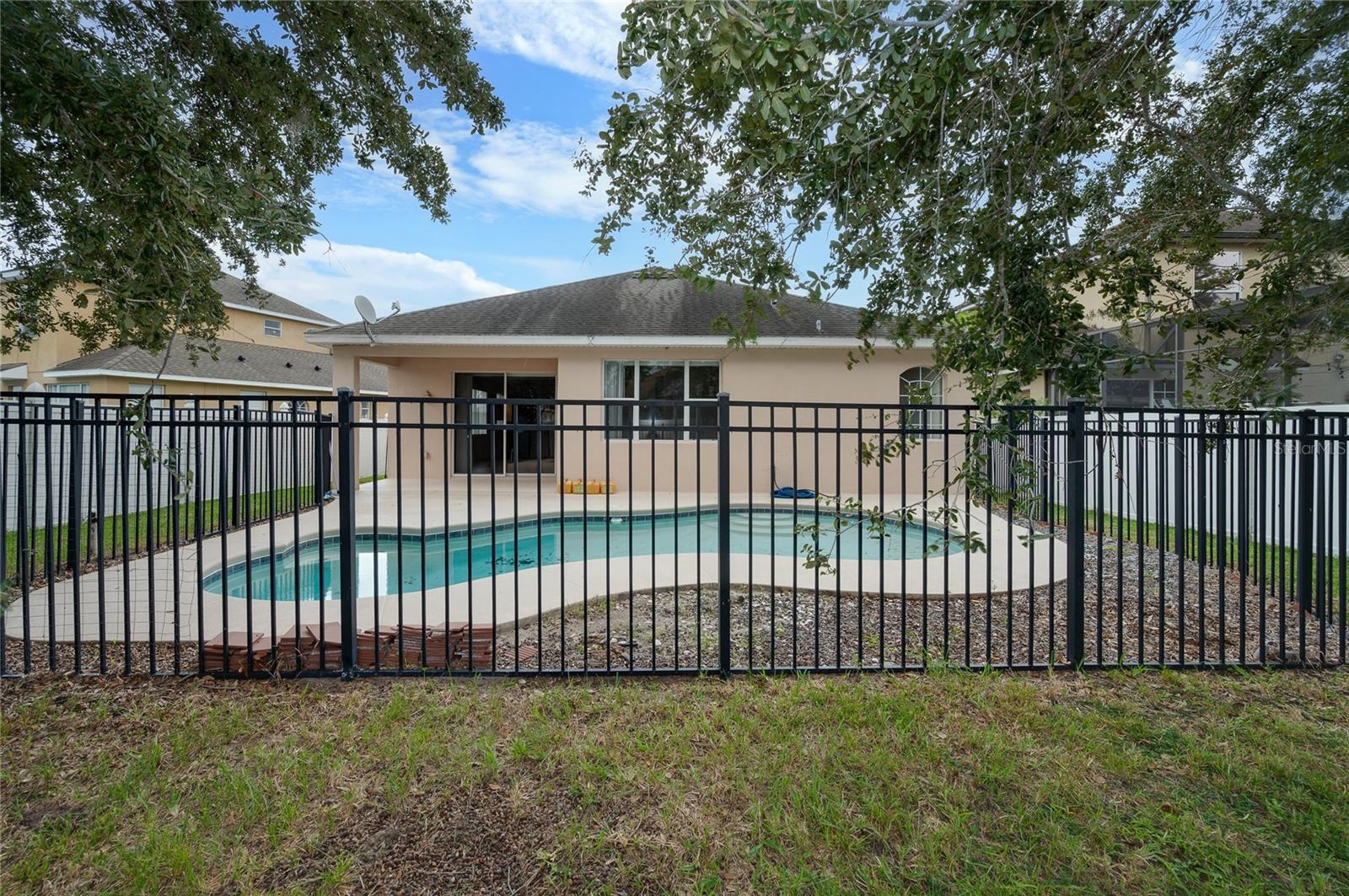 FIELDSTONE ESTATES - Residential