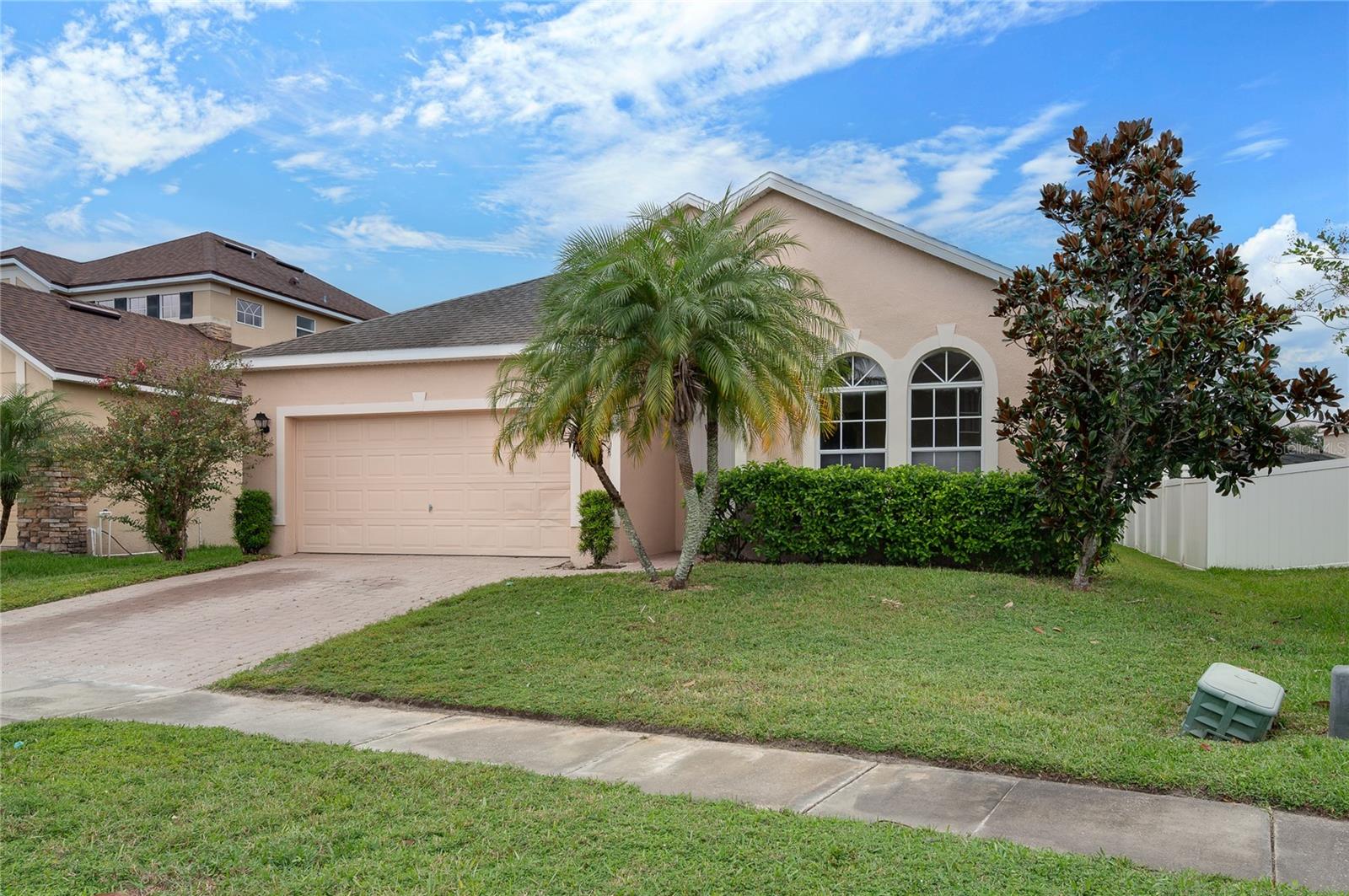 BEST DEAL IN LAKE NONA!!!!!! This spacious 4-bedroom, 2-bath POOL home, built by Toll Brothers, is ready for its next chapter. Located in the desirable gated community of Fieldstone Estates, the home offers a generous floor plan with great bones—just waiting for your finishing touches.
Inside, you’ll find an open layout with formal living and dining areas, a large family room, and a bright kitchen that overlooks the breakfast nook. The split-bedroom design provides privacy, while the primary suite offers ample space for relaxation.
Step outside to your private pool and oversized backyard—perfect for summer gatherings and endless possibilities. With a little cosmetic updating, this home can truly shine and become the showplace it’s meant to be.
This is your chance to own in a premier community at a great value. Bring your vision and make it your own!