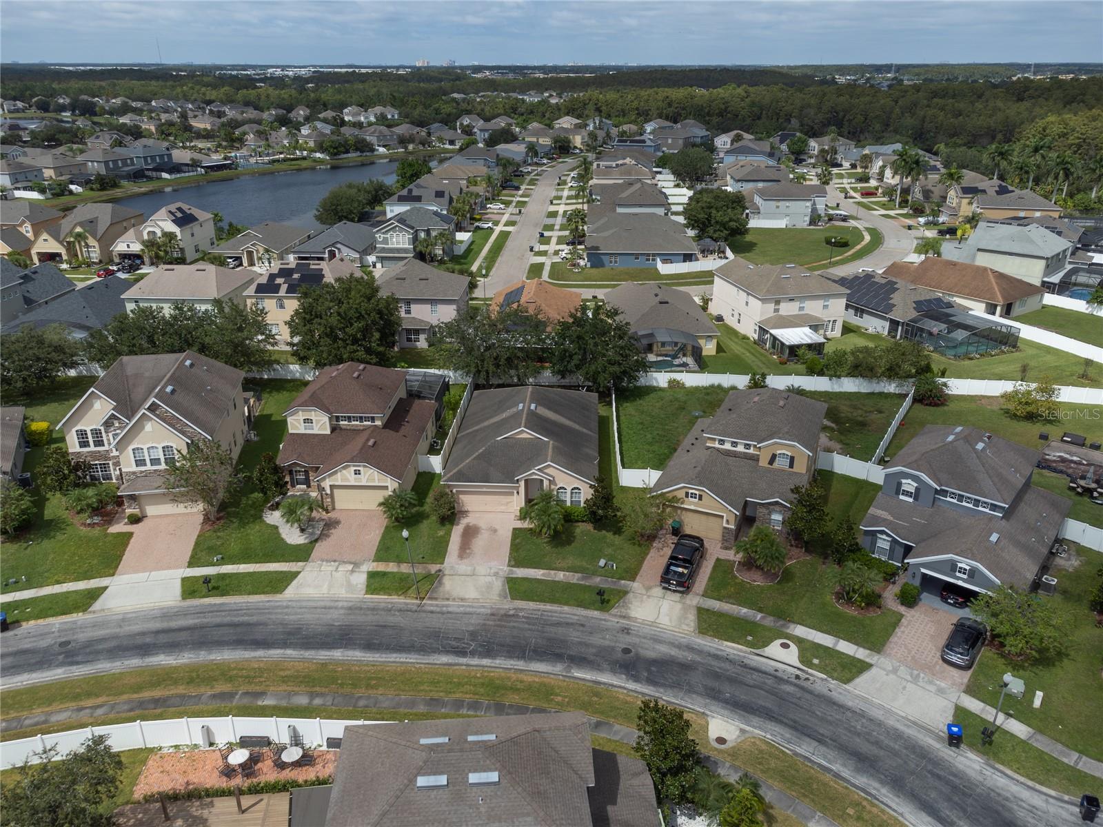 FIELDSTONE ESTATES - Residential