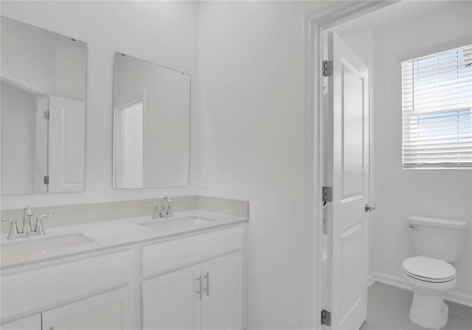 RIVINGTON 34S - Residential Lease