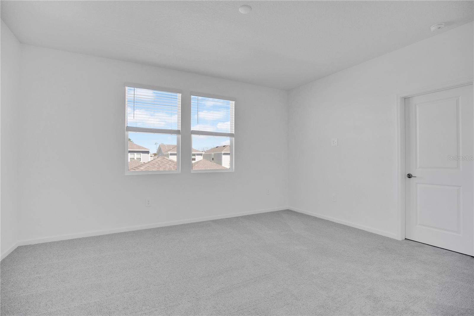 RIVINGTON 34S - Residential Lease