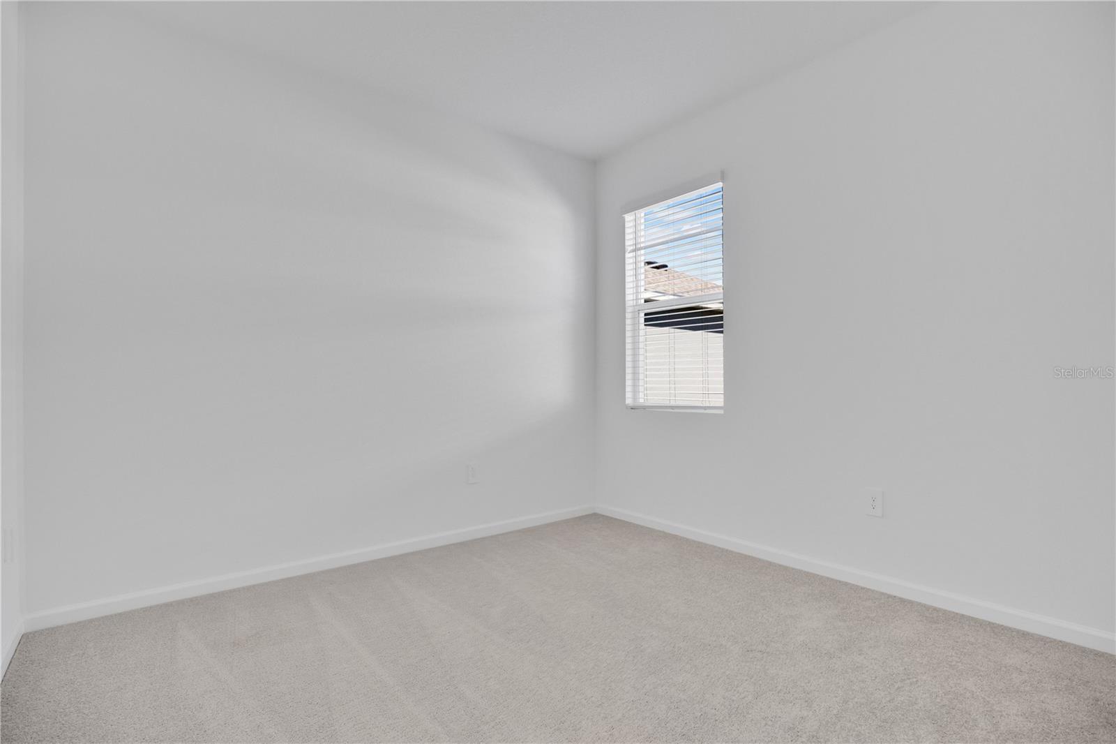 RIVINGTON 34S - Residential Lease