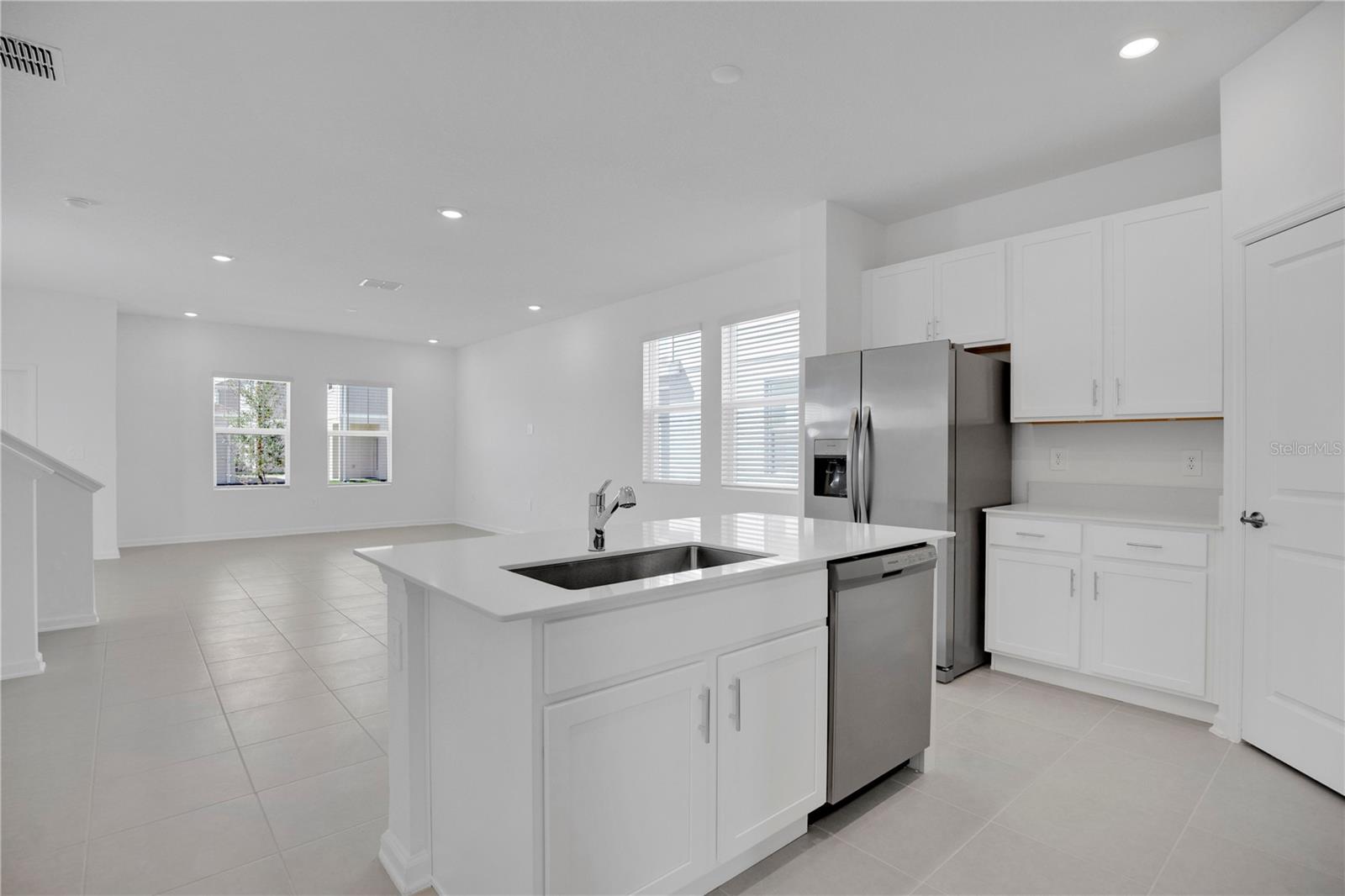 RIVINGTON 34S - Residential Lease