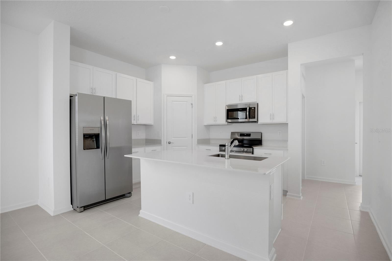 RIVINGTON 34S - Residential Lease