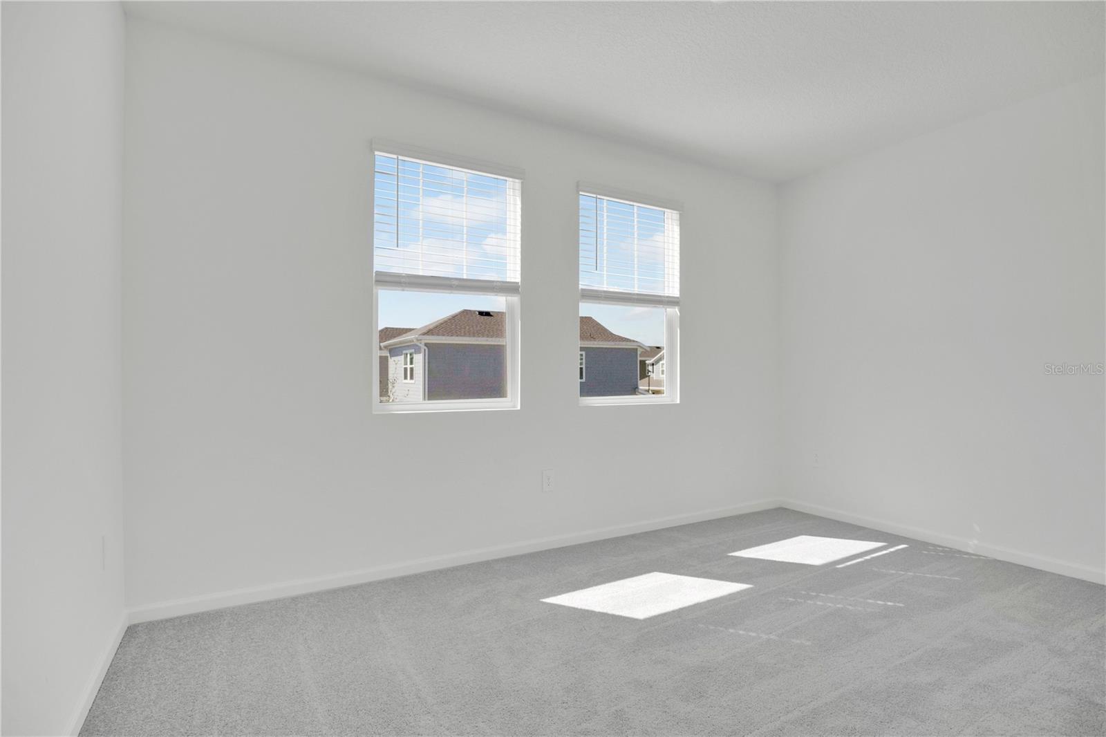 RIVINGTON 34S - Residential Lease