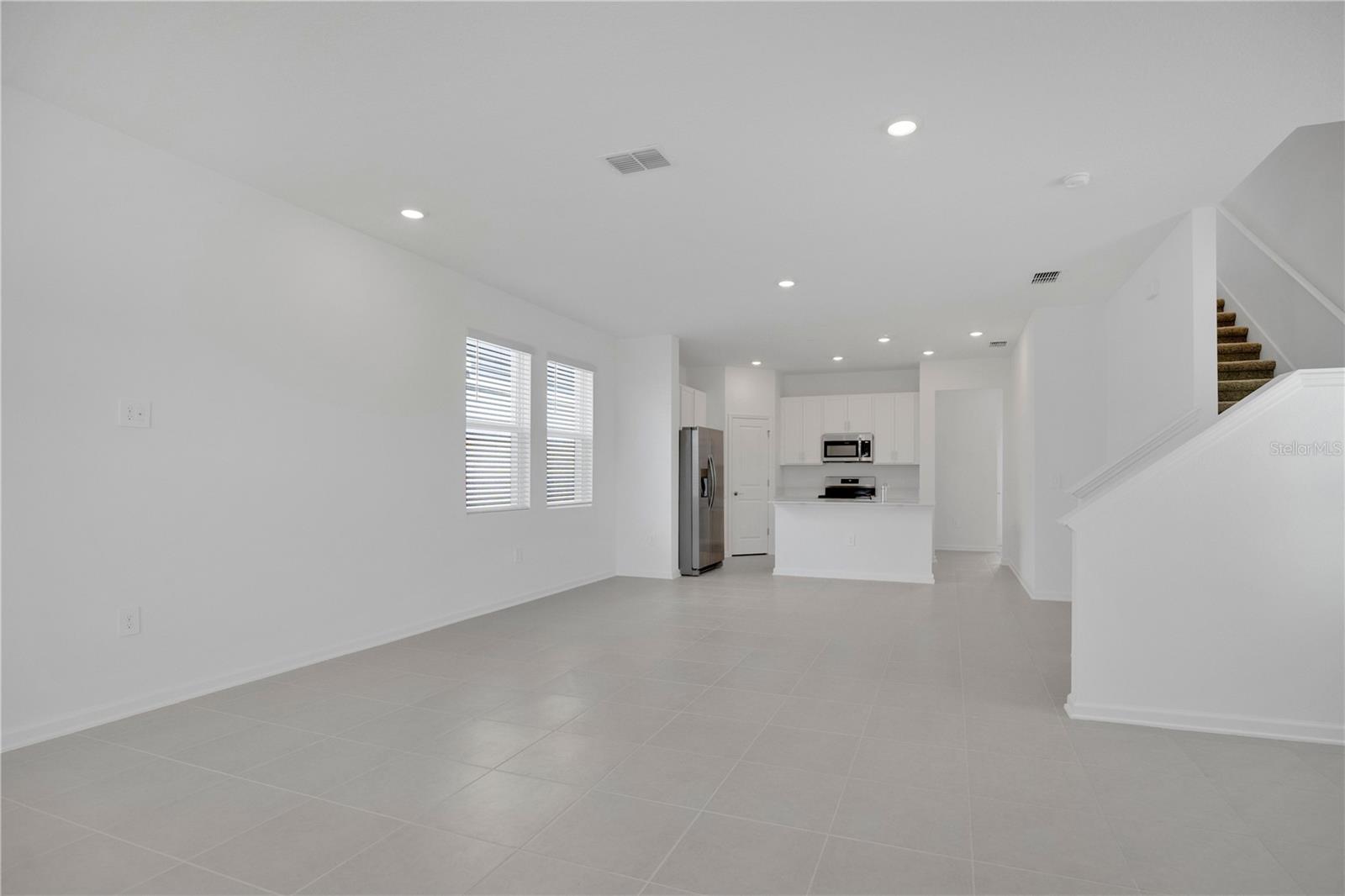 RIVINGTON 34S - Residential Lease