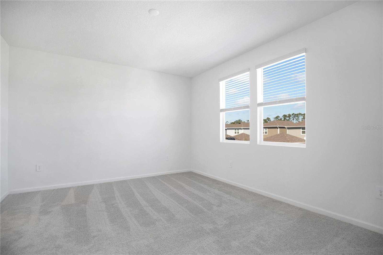 RIVINGTON 34S - Residential Lease