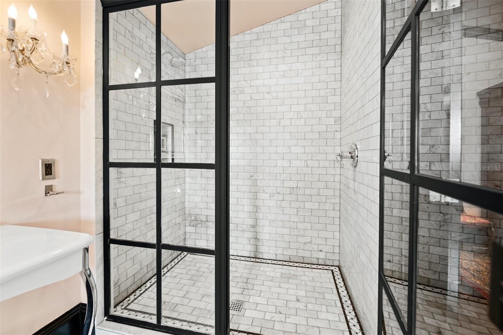 VILLA ROSA - Residential