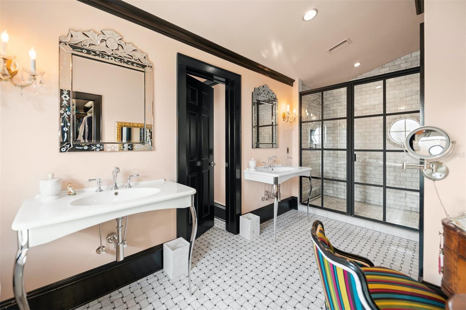 VILLA ROSA - Residential