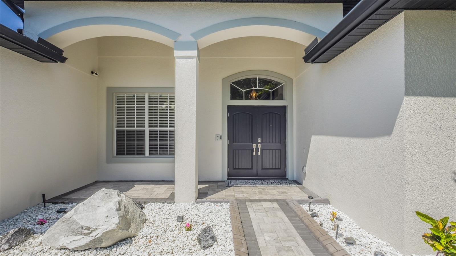 2135 CASCADES COVE DRIVE