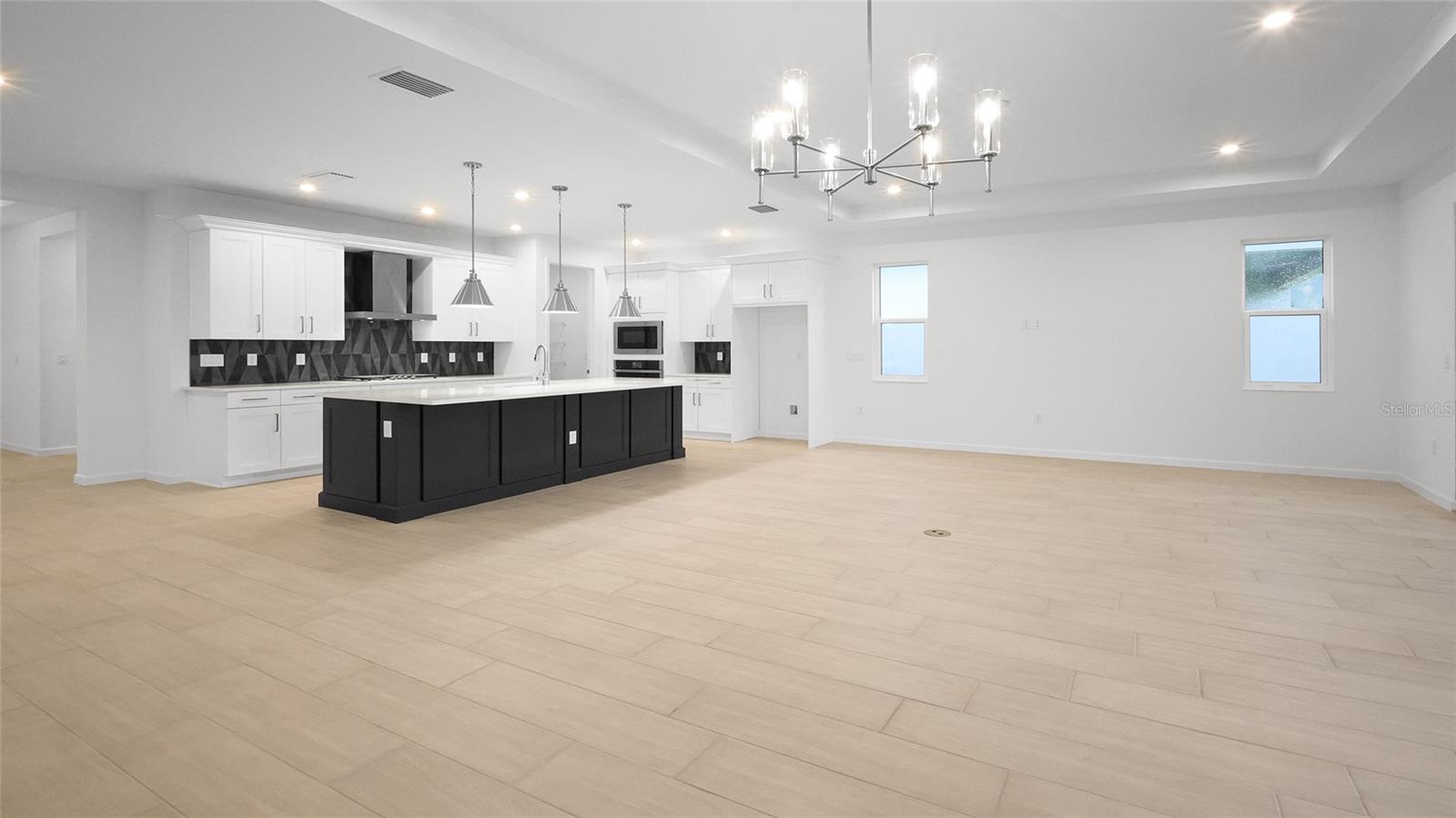 CRESSWIND AT LAKE HARRIS - Residential