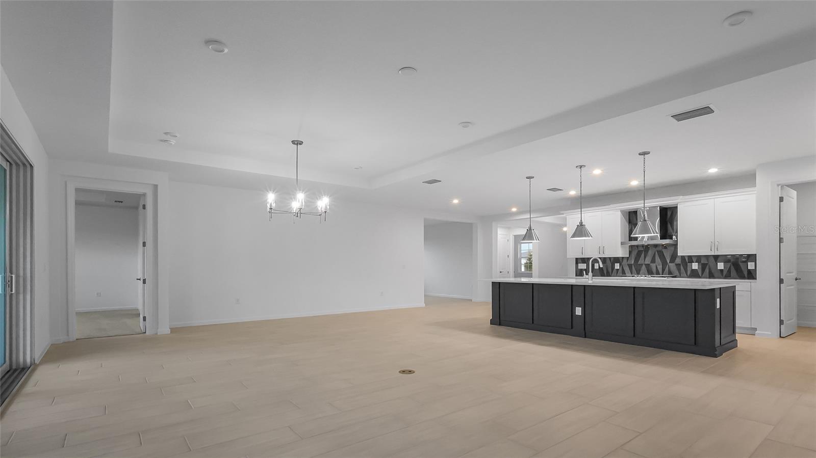 CRESSWIND AT LAKE HARRIS - Residential