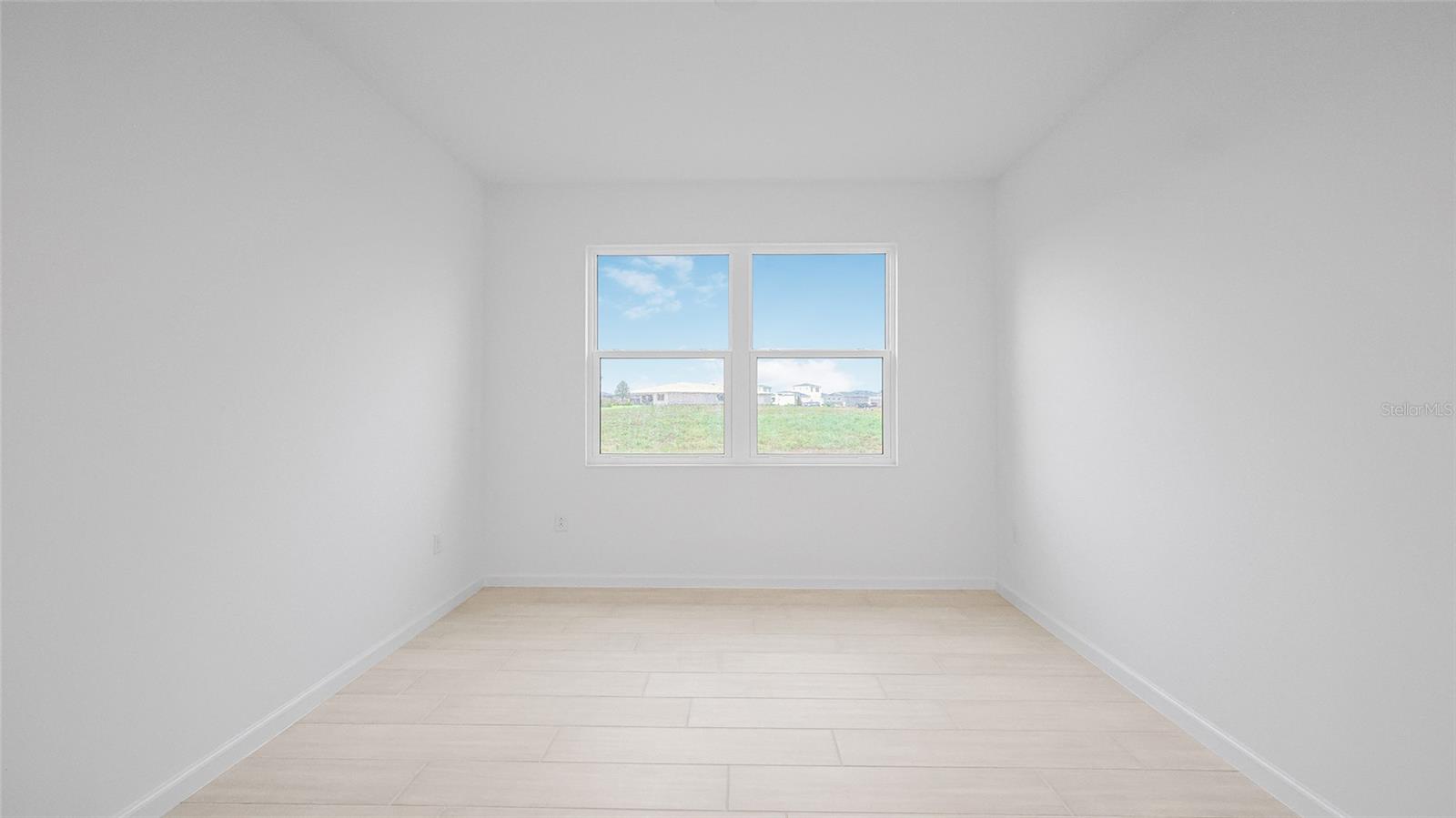 CRESSWIND AT LAKE HARRIS - Residential