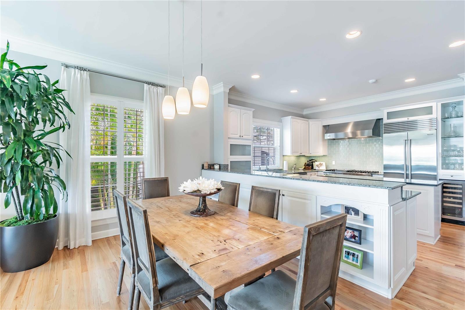 DAVIS ISLANDS - Residential