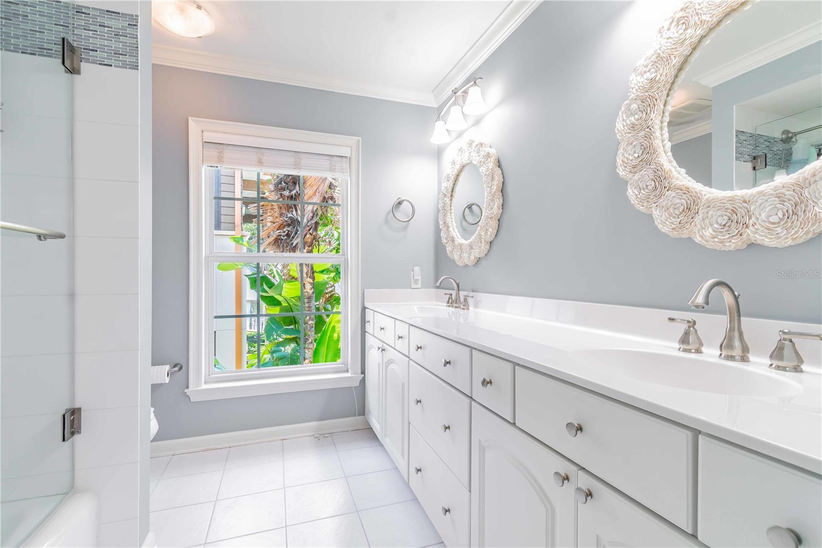 DAVIS ISLANDS - Residential