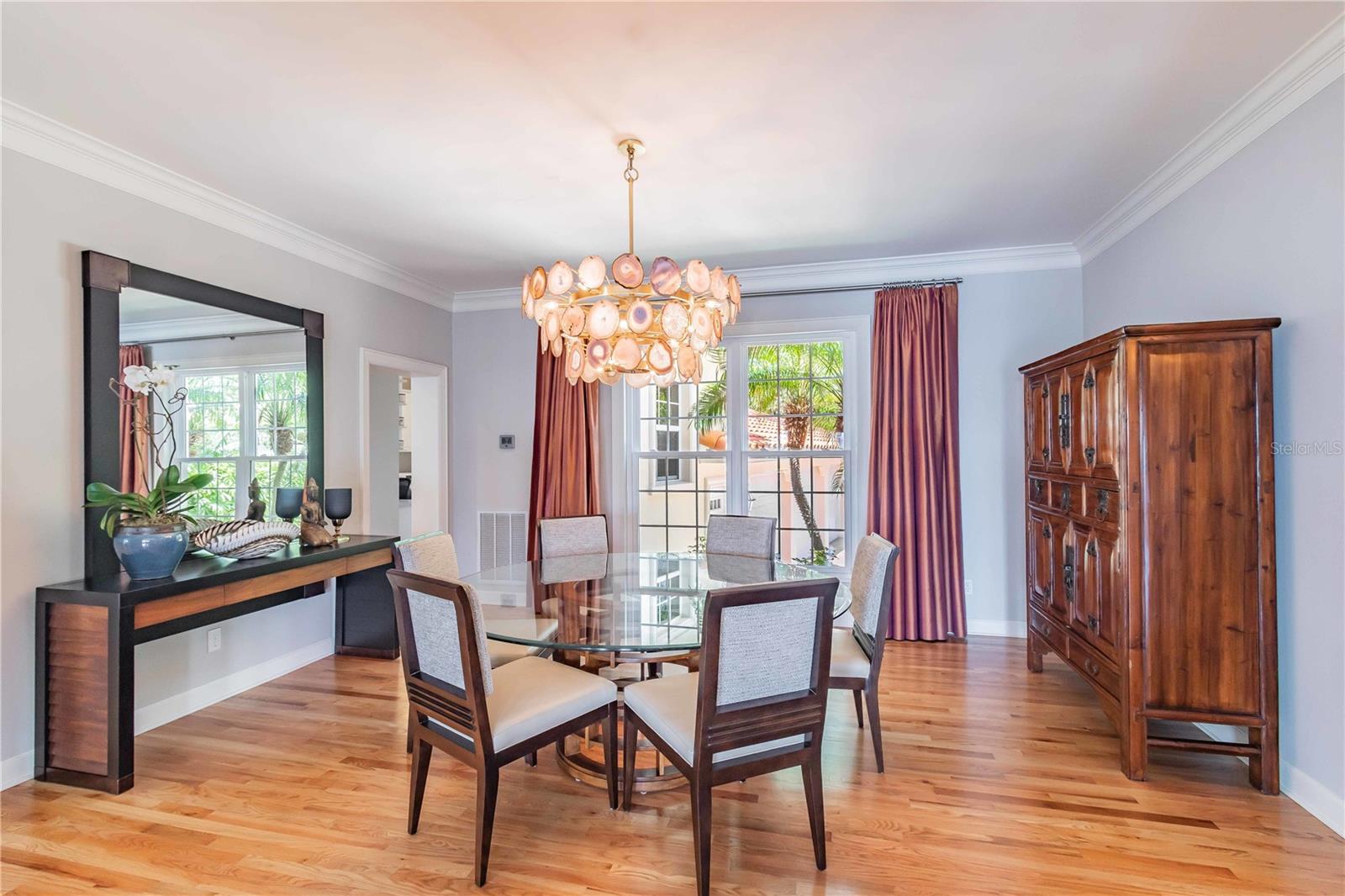 DAVIS ISLANDS - Residential