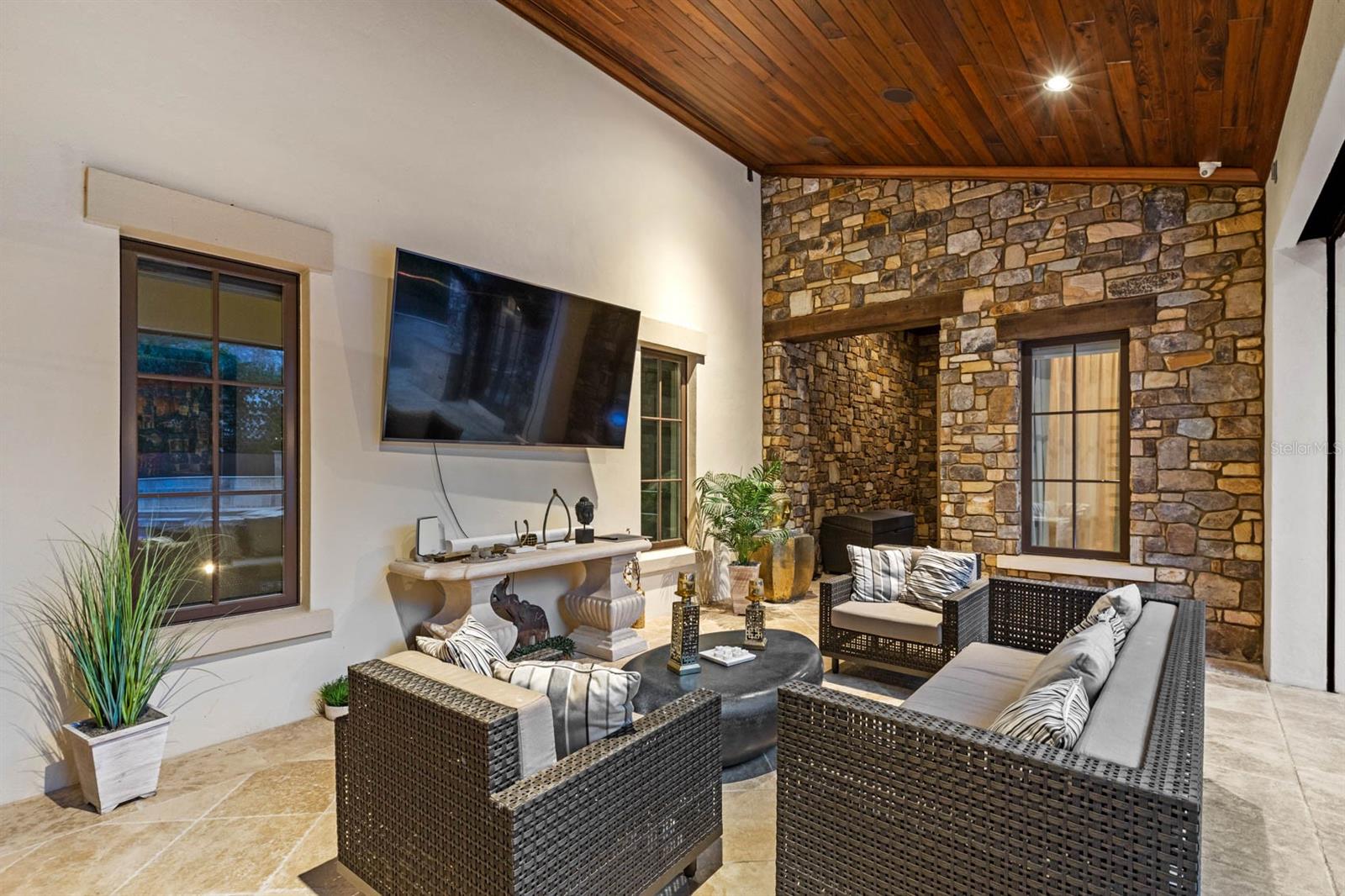 9743 LOUNSBERRY CIRCLE