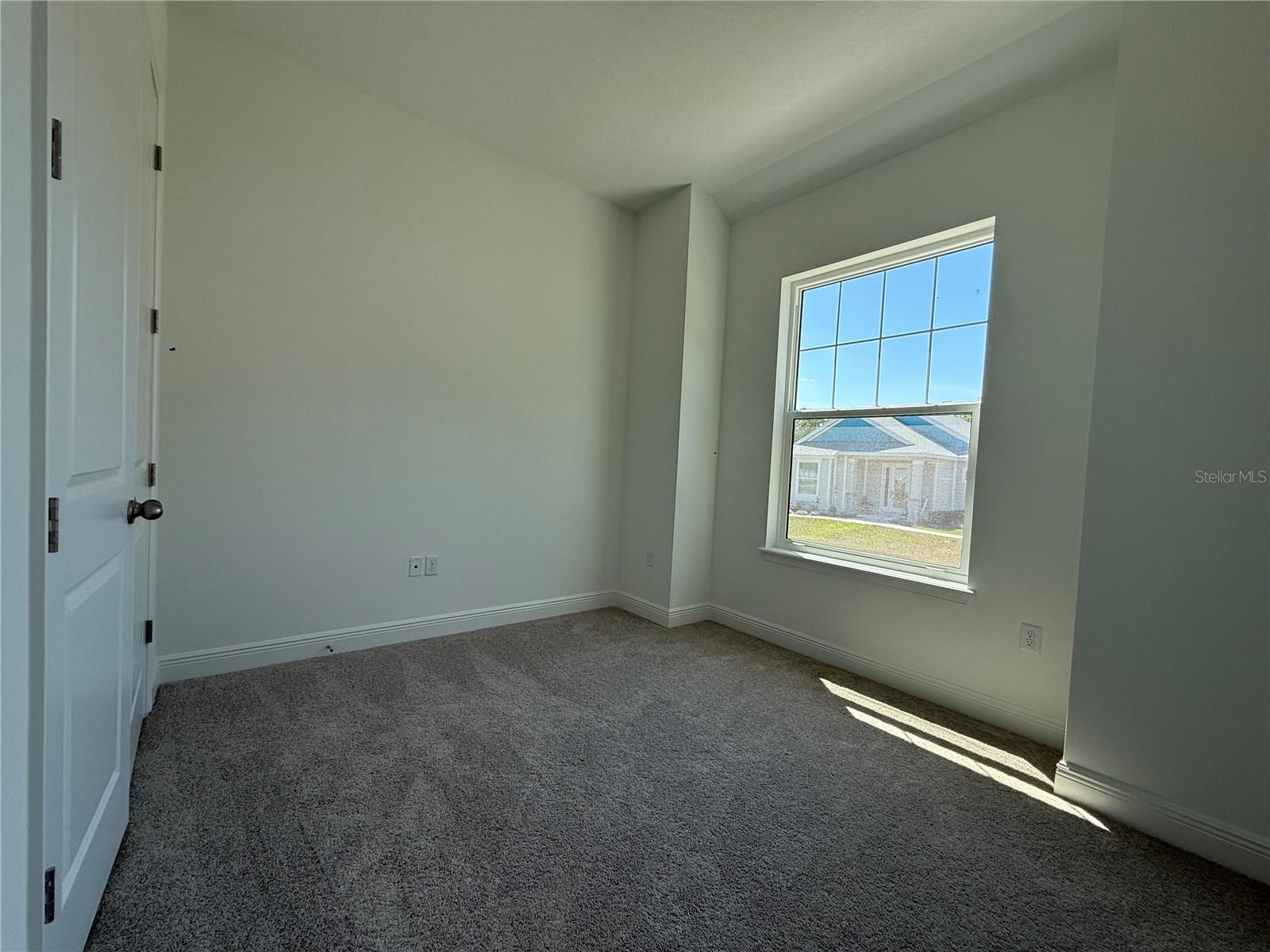 931 AZALEA WALK CIRCLE