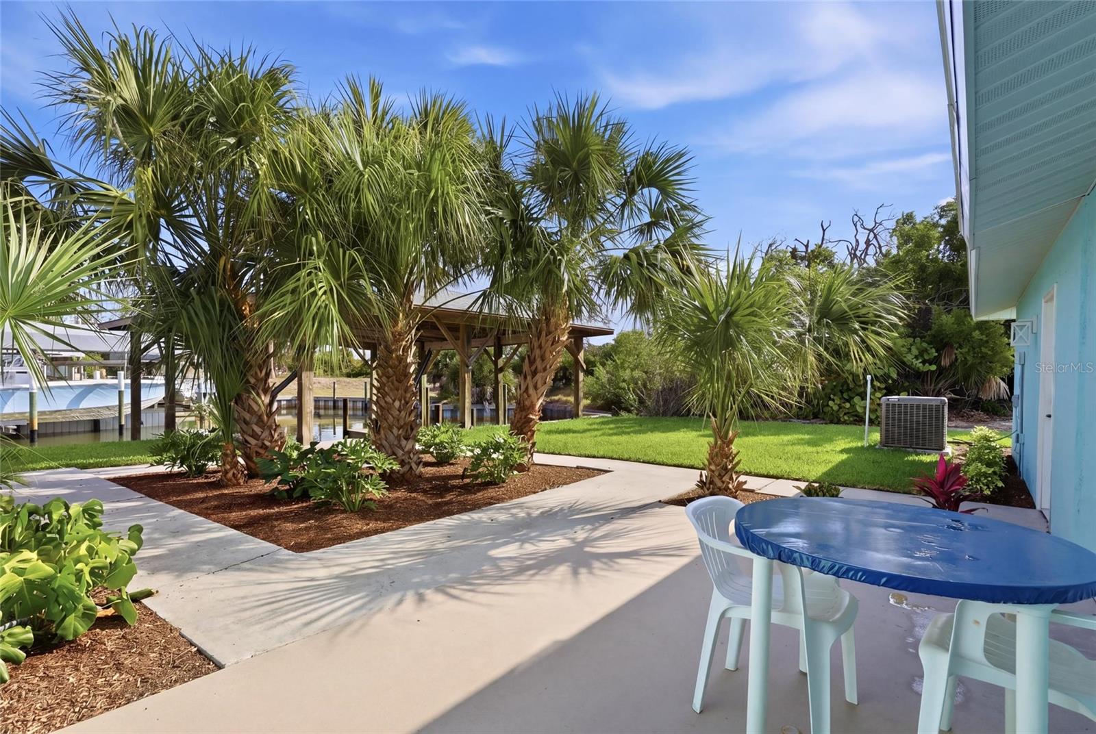 GROVE CITY SHORES - Residential
